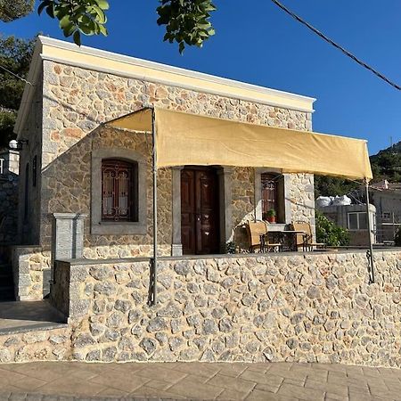 Panos Renos Studio, A Cozy Home By The Beach! Myrties Exterior photo